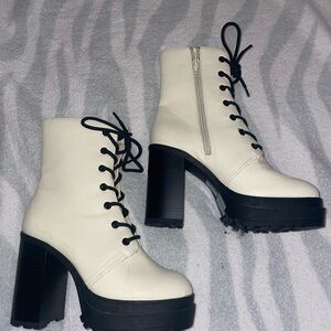 Forever 21 Women's Platform Boots